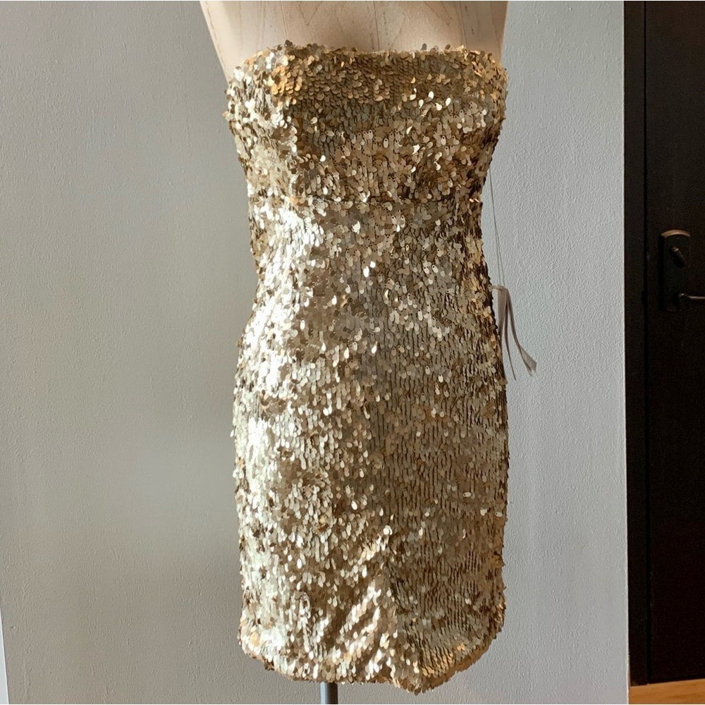 Sparkle and Fade Gold Sequin Mini Strapless Tube Dress Women’s Size 4 NWT - Picture 3 of 10